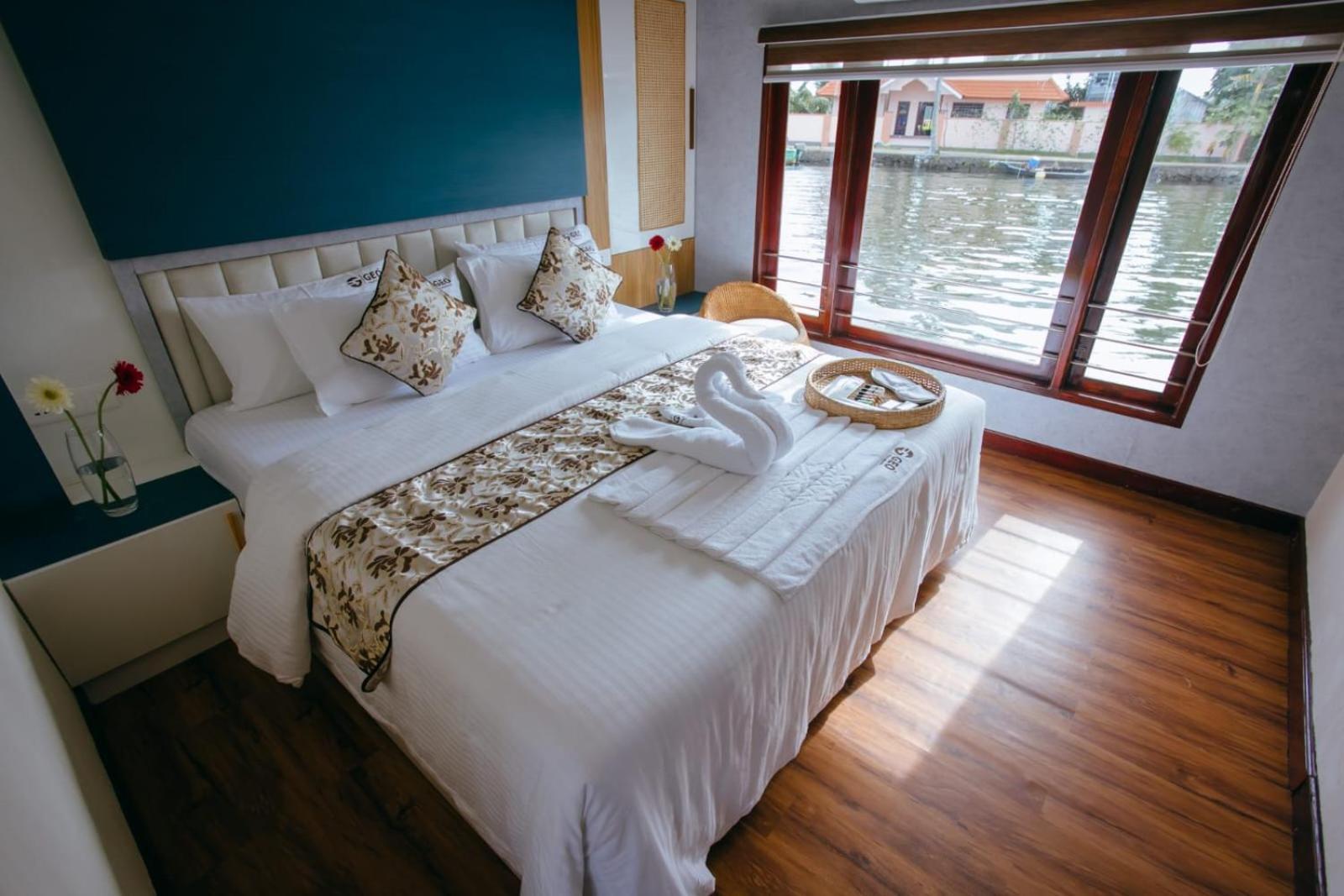 Готель Cosy Premium Houseboats Alappuzha Екстер'єр фото