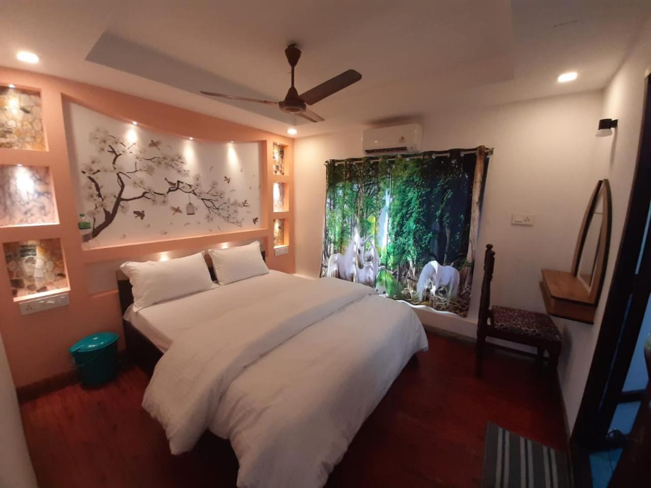 Готель Cosy Premium Houseboats Alappuzha Екстер'єр фото