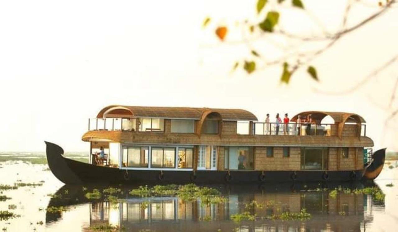 Готель Cosy Premium Houseboats Alappuzha Екстер'єр фото