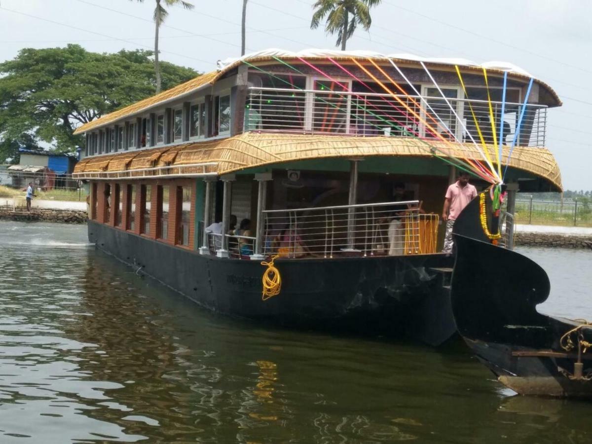 Готель Cosy Premium Houseboats Alappuzha Екстер'єр фото