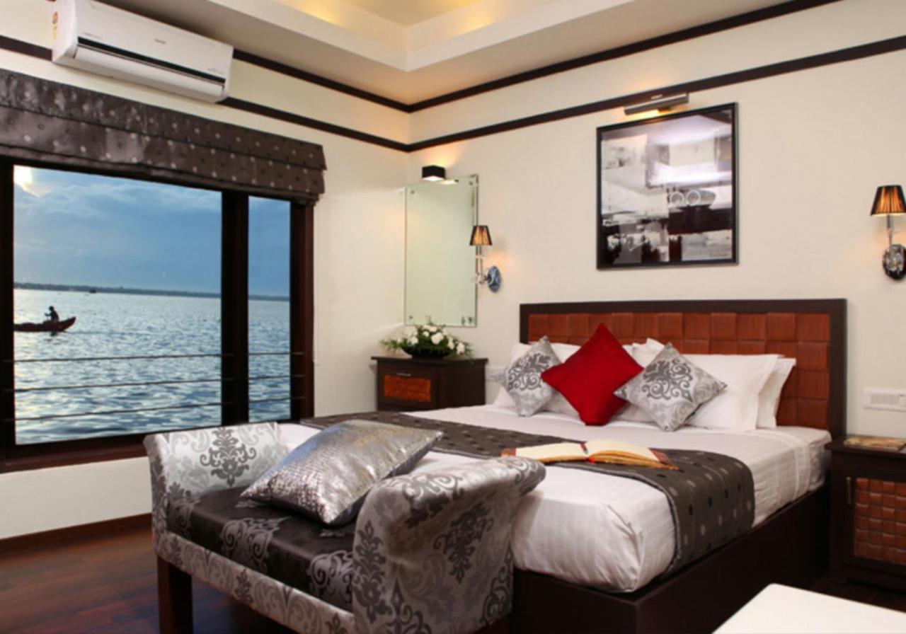 Готель Cosy Premium Houseboats Alappuzha Екстер'єр фото